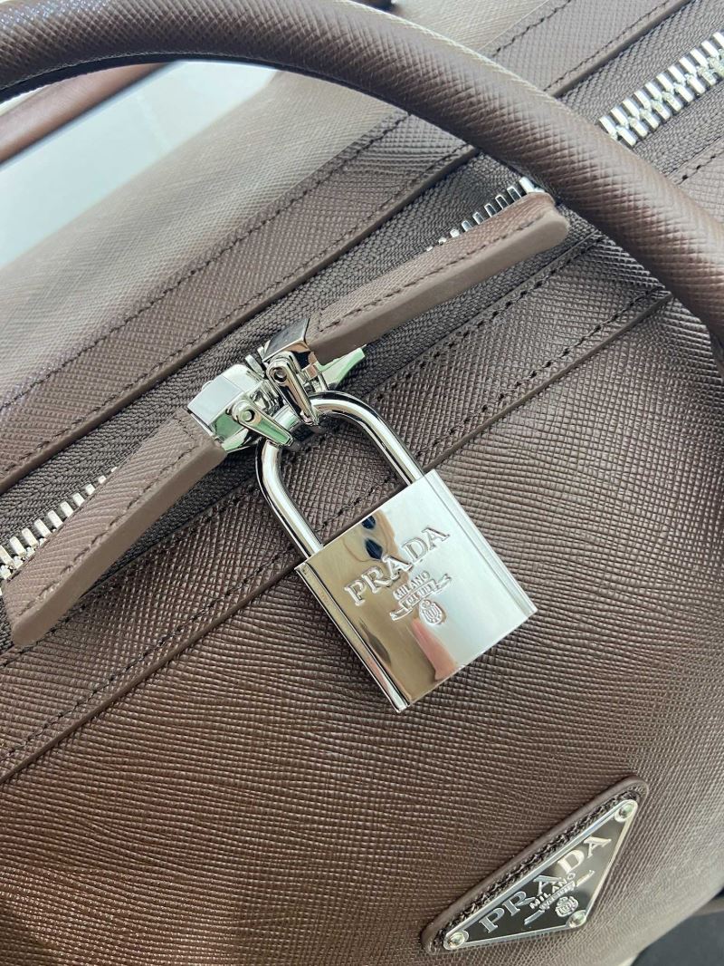 Pra*a travel bags